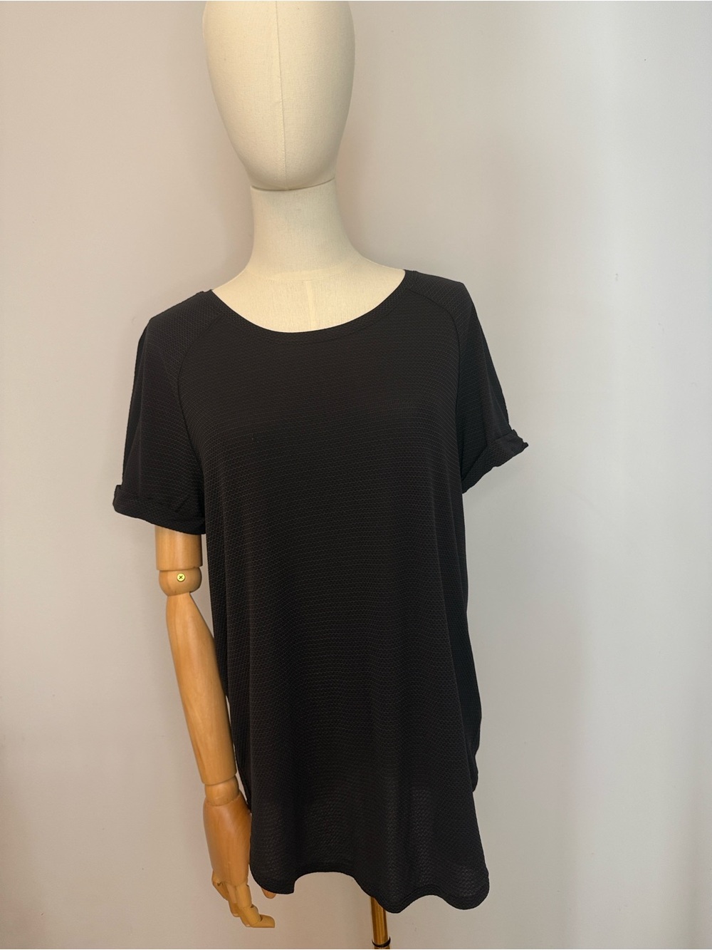 lululemon athletica Black Short-Sleeve Knit Tee